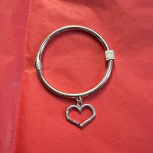 Chic Silver Heart Charm Bracelet